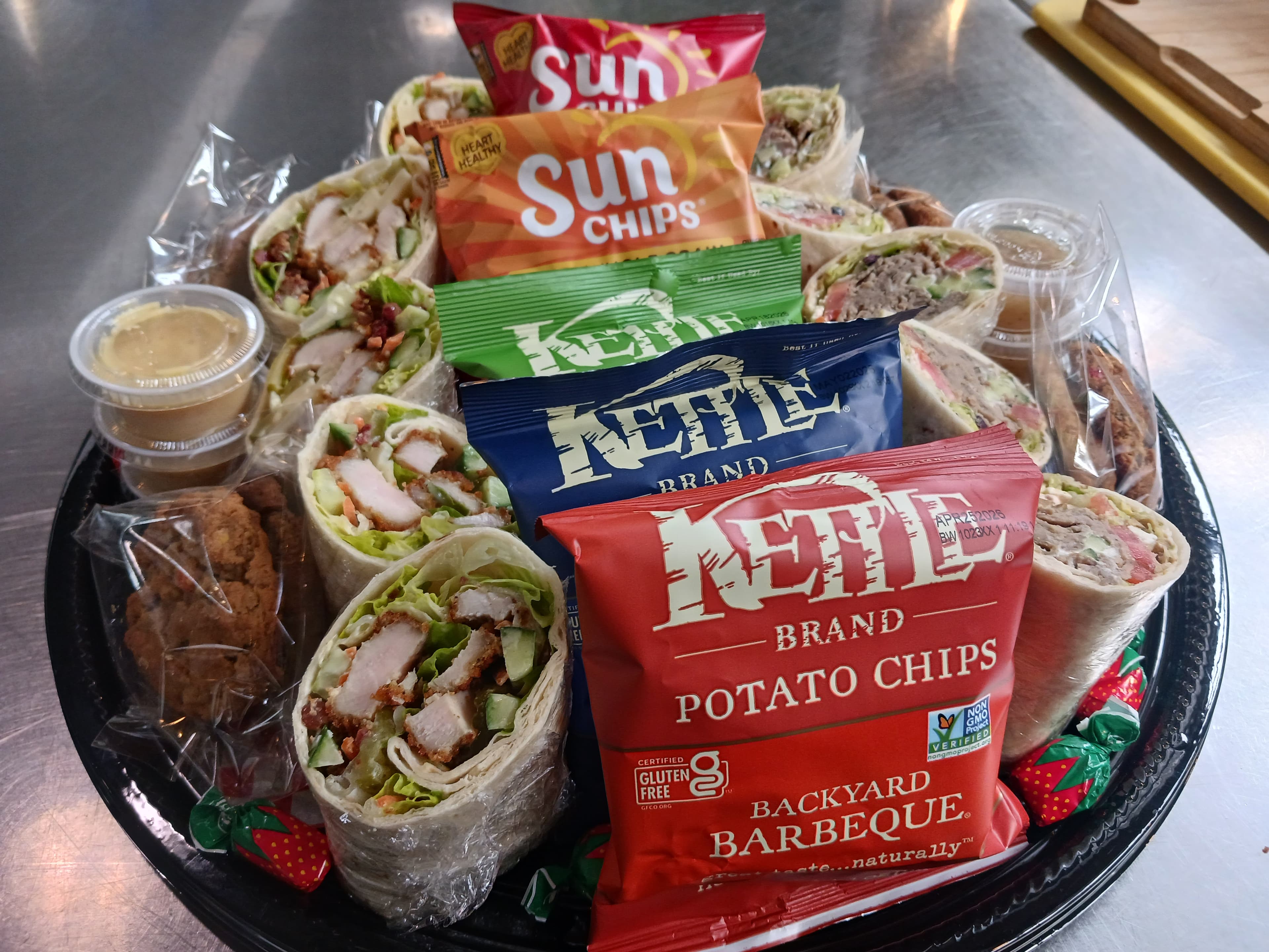 Wrap platter with chips